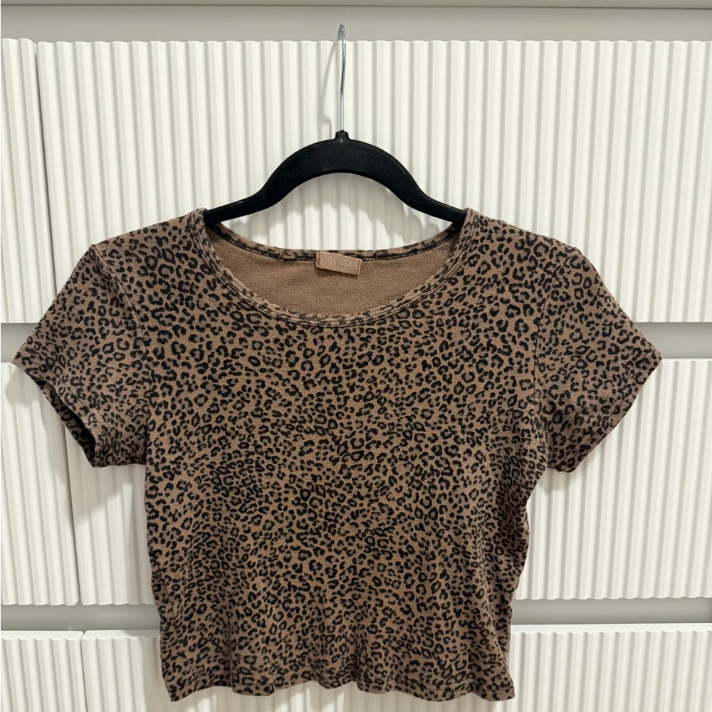Brandy Melville Leopard Print Crop Top